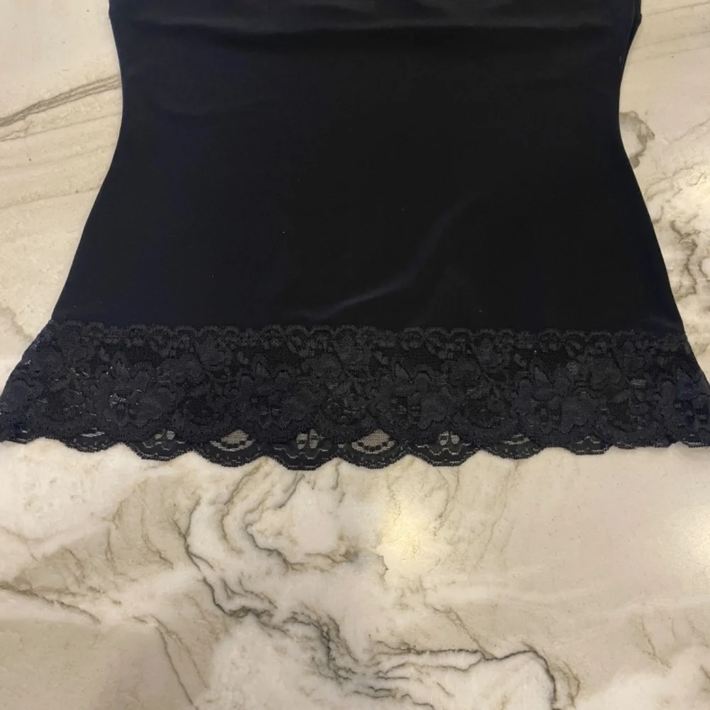 Vol.7 Women's Black Top with Lace trim Size M - Picture 4 of 5